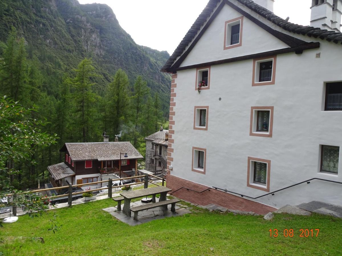 Casa Sonnenberg Apartment Bosco Gurin Exterior photo